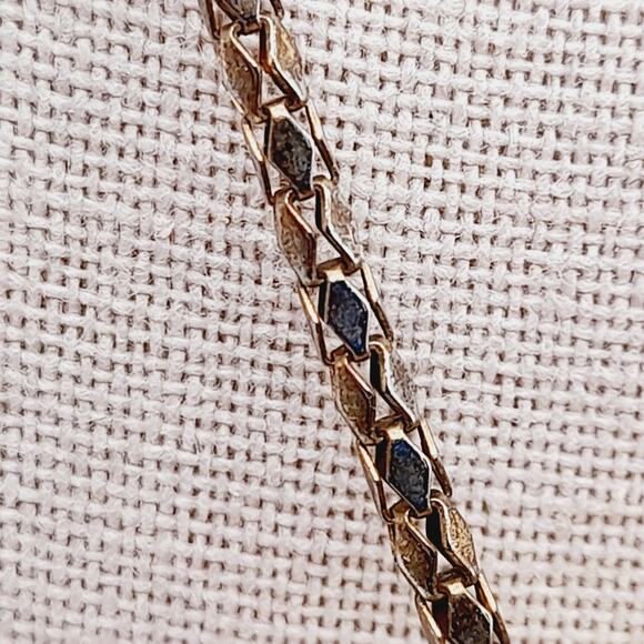 Vintage Heart Mesh Locket Necklace Gold Tone 29" Chain Long Pendant - Picture 6 of 8